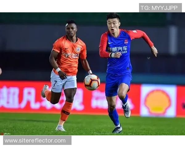 重庆斯威对阵北京直播全程回顾与精彩瞬间分析